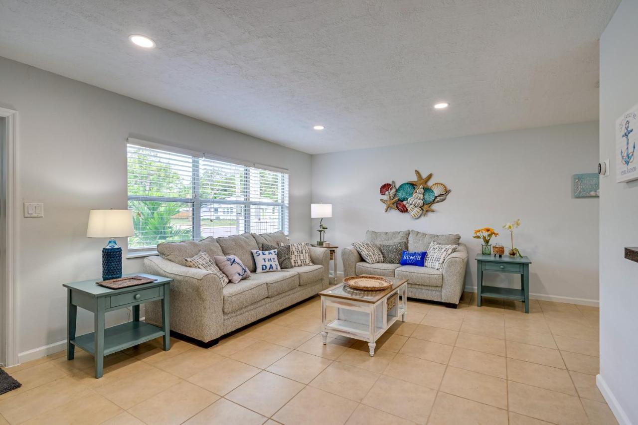 Sunny Sarasota Home With Private Yard And Fire Pit! Exteriör bild