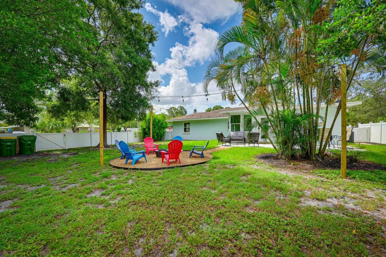 Sunny Sarasota Home With Private Yard And Fire Pit! Exteriör bild